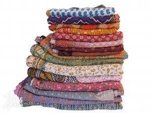 sari dekens plaids 300x225 - Eerlijke accessoires